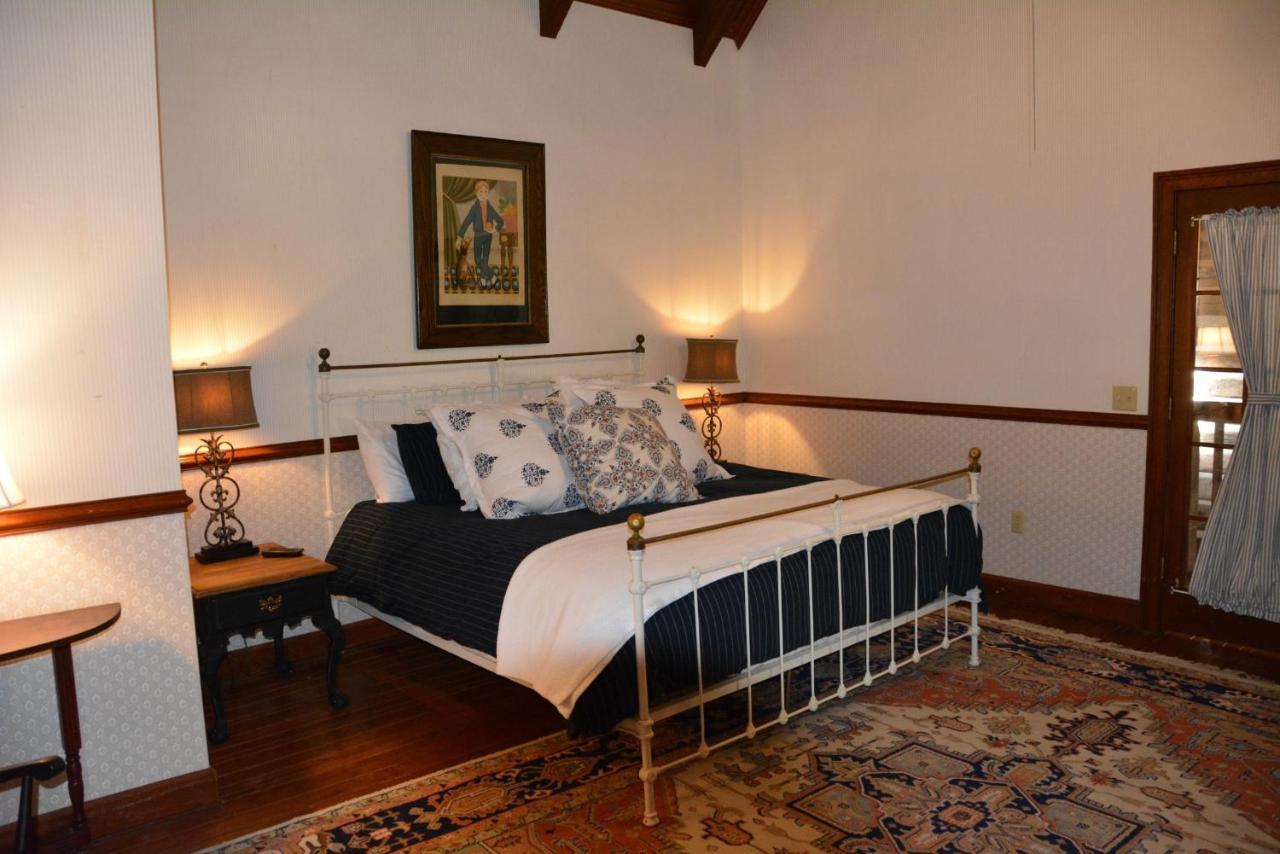 Altamont Lodge Newland Екстериор снимка